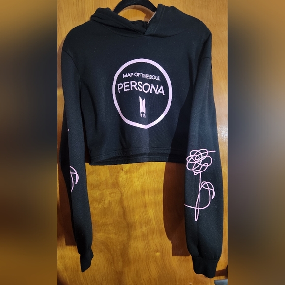 Source Unknown Tops - BTS   animal ear Hooded Crop Pullover Size  S